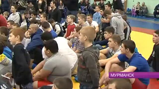 Впервые в Мурманске побывал легендарный борец Александр Карелин смотреть онлайн