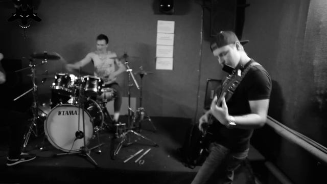 Devil's Dream - Глубина для падших смотреть онлайн
