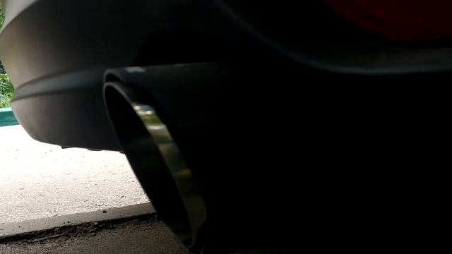 Akrapovič звук на холодном моторе Mazda CX-5 смотреть онлайн