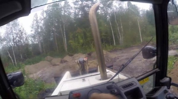 Как заработать большие деньги на экскаваторе-погрузчике Терекс TEREX