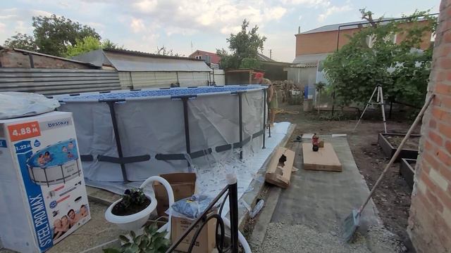 КУПИЛИ ДОМ НА ЮГЕ НАЩ УЧАСТОК НЕ УЗНАТЬ ОБНОВИЛИ НАШ ДВОР ЭТО ЕЩЕ НЕ КОНЕЦ смотреть онлайн