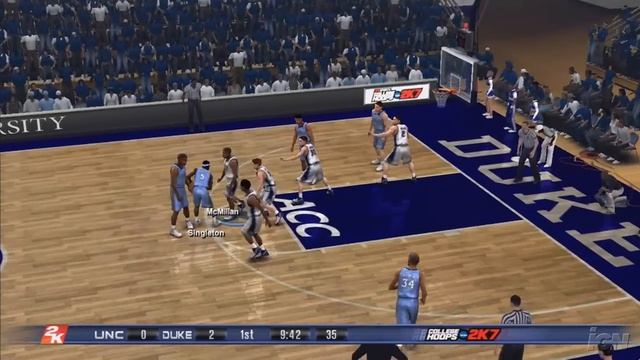 College Hoops 2K7 PlayStation 3 Gameplay - Duke Vs. UNC смотреть онлайн