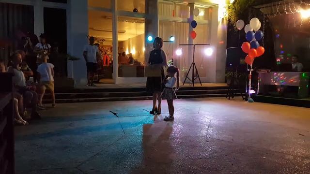 160613 Варя в сочи читает стих смотреть онлайн