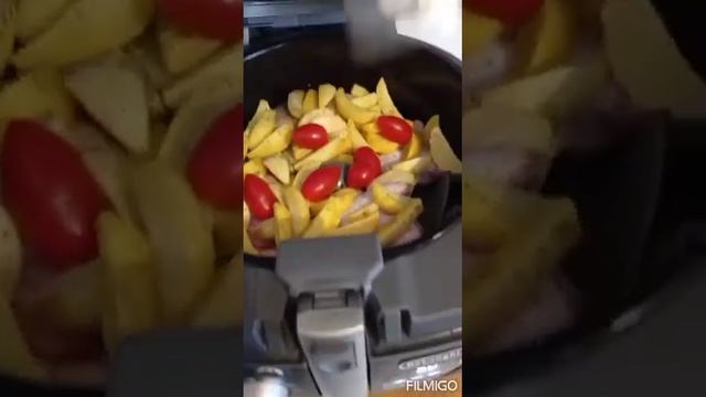 coscette di pollo con patate multicooker DeLonghi смотреть онлайн