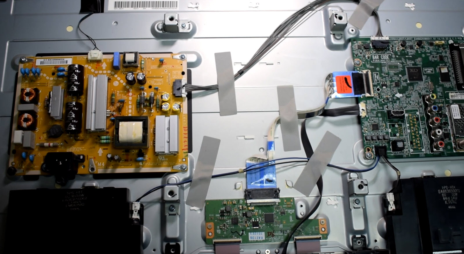 Ремонт телевизора LG 32LF562V-ZC смотреть онлайн