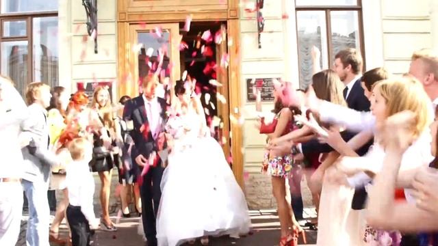 Свадбная видеосъемка в Новосибирске (свадебный оператор http://video-i-foto-na-svadbu.ru.) смотреть онлайн