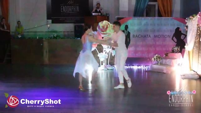 Bachata Motion 2019 / Max & Elza / Show смотреть онлайн