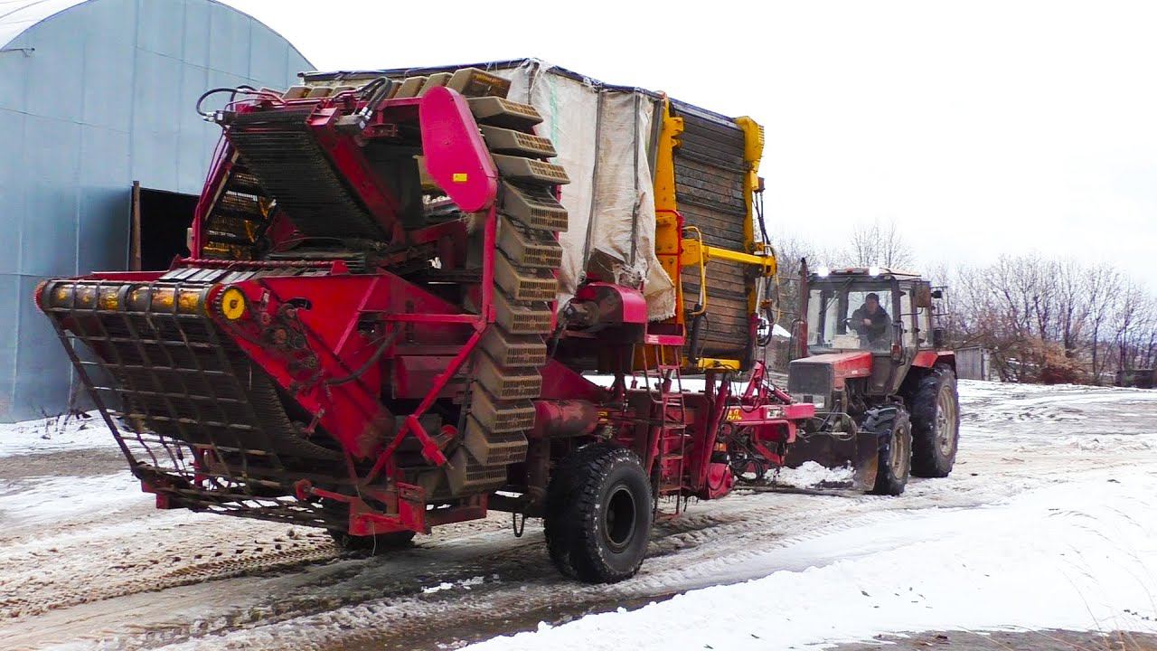 Ну что, пора копать картошку))) Загоняем картофелеуборочные комбайны в ангар! смотреть онлайн