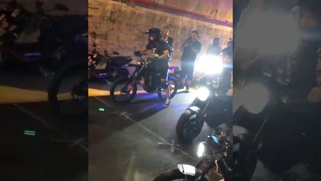 Sur ron x vs Motorcycle смотреть онлайн