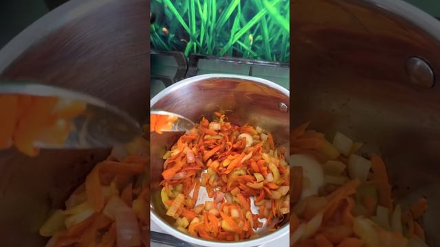 Чечевичный суп! Как приготовить чечевичный суп дома, быстро, вкусно и легко! смотреть онлайн