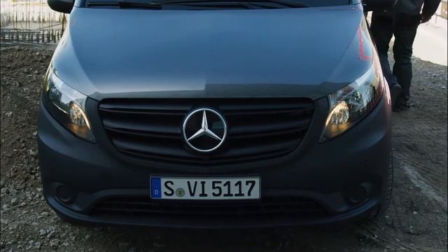 The new Mercedes-Benz Vito Panel Van Driving Video смотреть онлайн