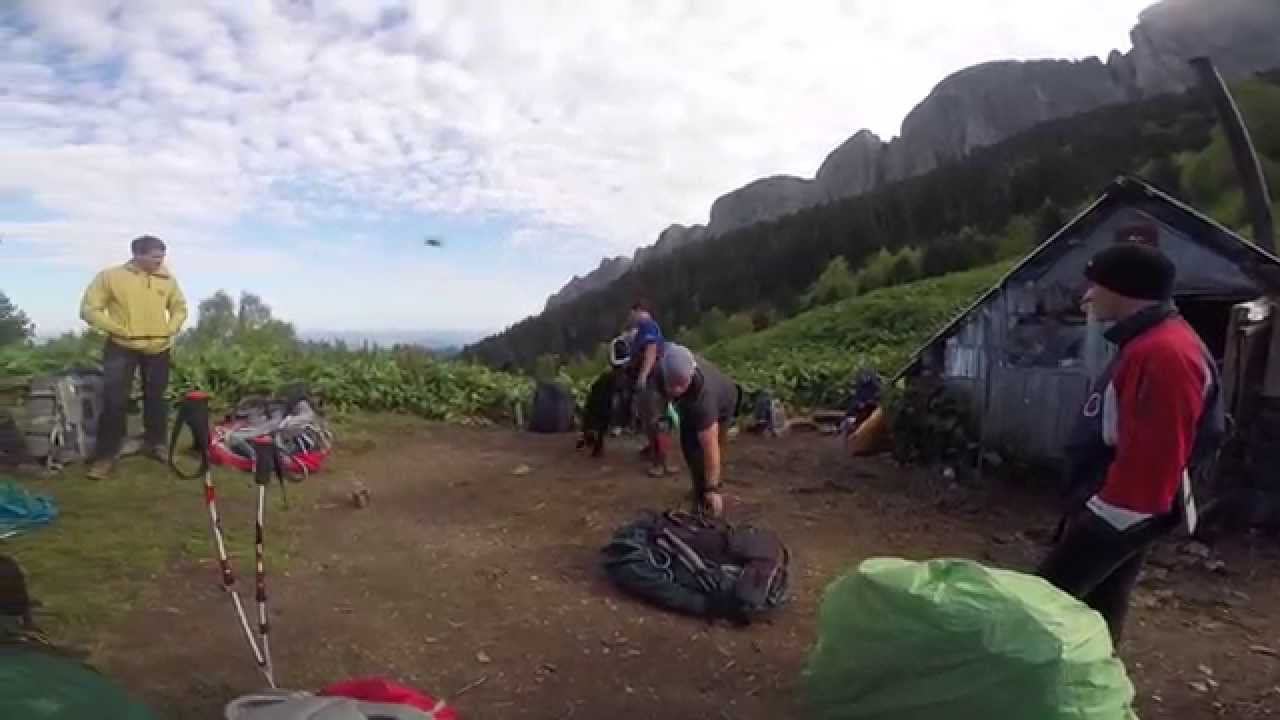 Приют Ветренный, Большой Тхач. Собака / Shelter Windy. Big Thach. Dogplay смотреть онлайн