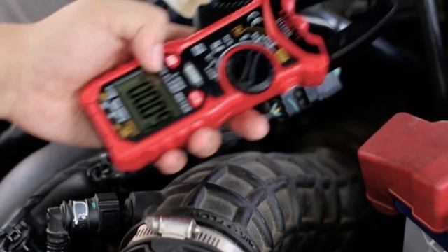 Kaiweets HT206D - How to Measuring DC&AC Current with a Clamp Meter смотреть онлайн