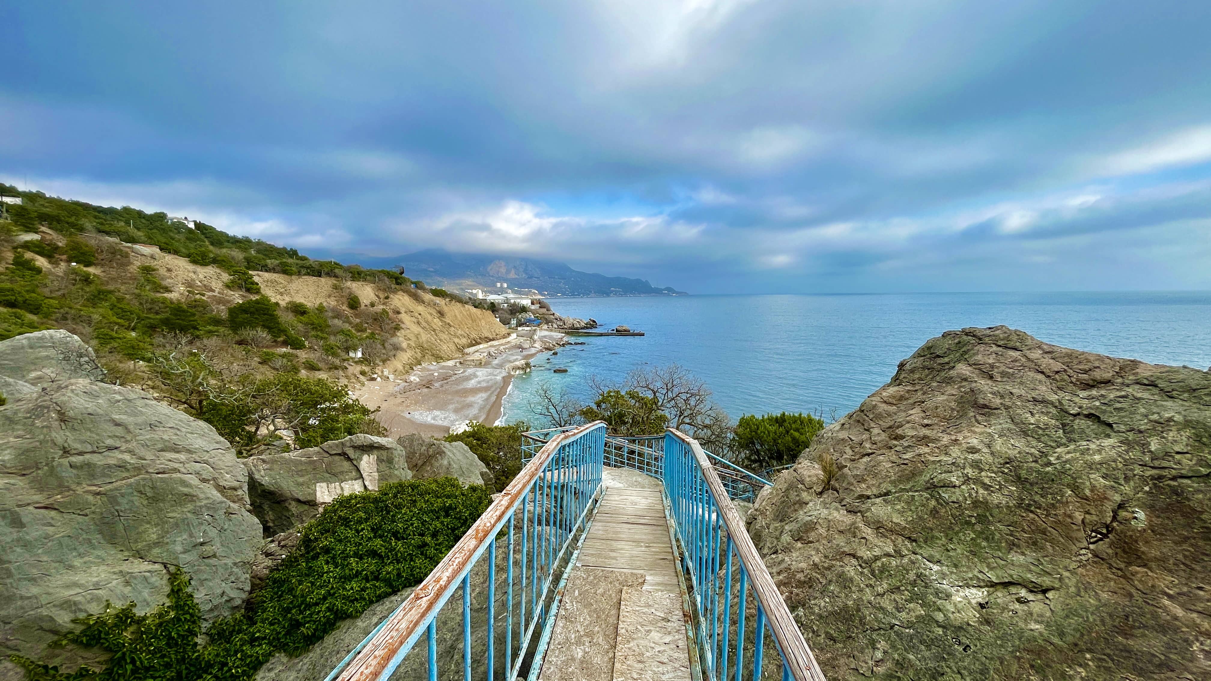 Бухта ЛАСПИ Крым-Я ПОРАЖЁН!Секретный пляж на Батилимане и кемпинг Гераклея!Где отдыхать ЛЕТОМ 2023?! смотреть онлайн