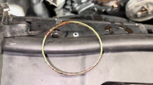 VOLKSWAGEN TOUAREG 3.0 tdi ЗАМЕНА ТЕРМОСТАТА + ПОМПА ОХЛАЖДАЮЩЕЙ ЖИДКОСТИ