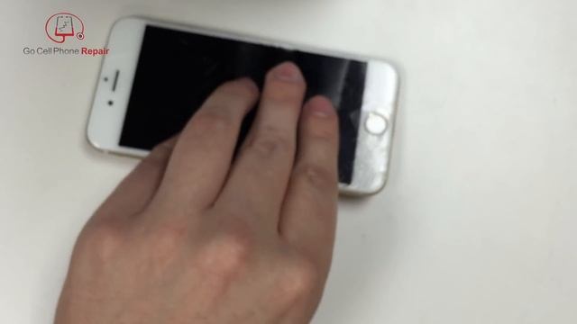How to Clean an iPhone Charging Port смотреть онлайн