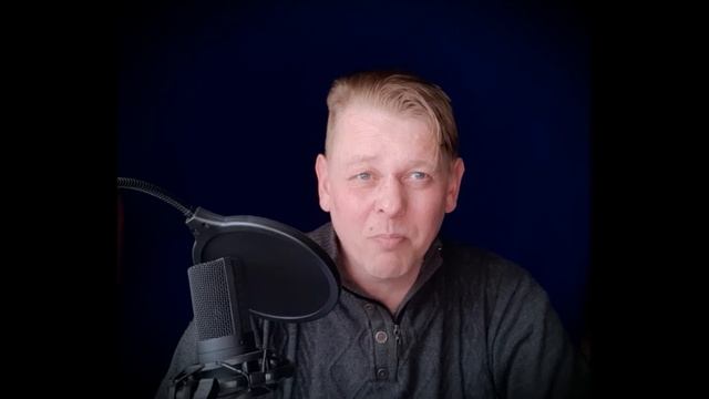 "В похоронные платья Всем одеваться пора..." Стихотворение читает Автор смотреть онлайн