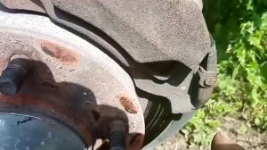 Шумит (гремит) суппорт на Ниве Шевроле