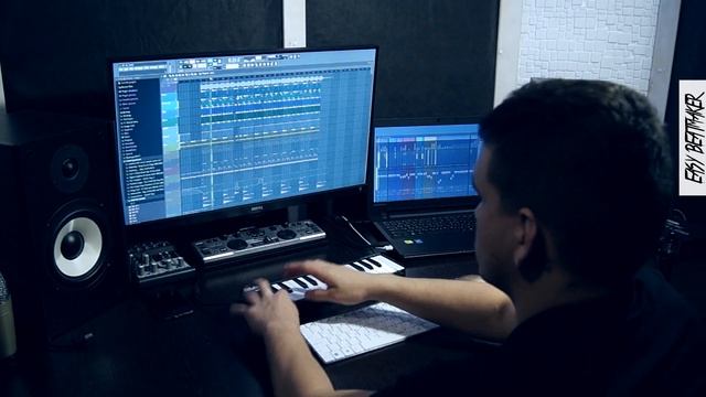 КАК Я ДЕЛАЛ МИНУС ДЛЯ ТРЕКА / ЛИЗЗКА - ГОВОРЯЩИЕ ГОЛОВЫ ( fl studio ) смотреть онлайн