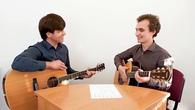 Открытка с гитарным аккомпанементом ДОМ ВАГОН. Игра: Освоение аккордов песни смотреть онлайн