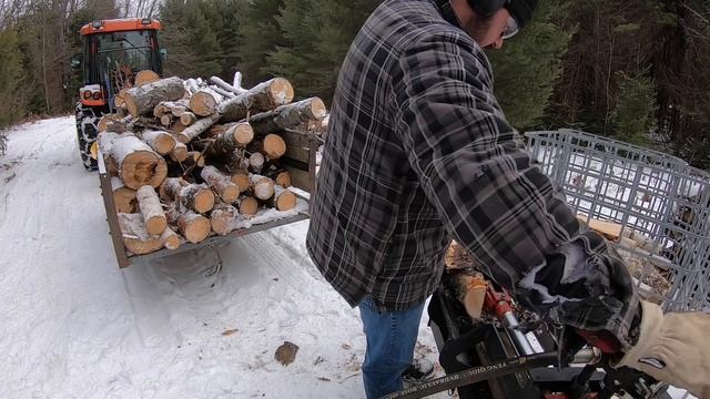 Never Stack Firewood Again | Splitting Wood Without Bending Over смотреть онлайн