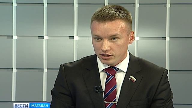 Николай Истин получил депутатский значок и приступил к работе смотреть онлайн