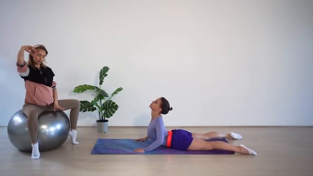 Комплекс упражнений для спины. Часть 1. Разминка от Анастасии Завистовской. смотреть онлайн