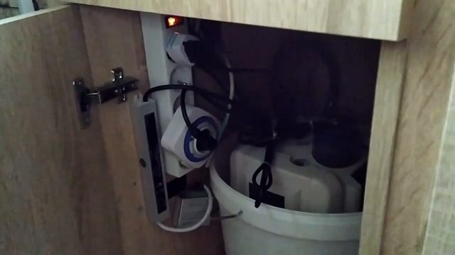 Аквариумный внешний фильтр SAN SAN шумит или нет смотреть онлайн