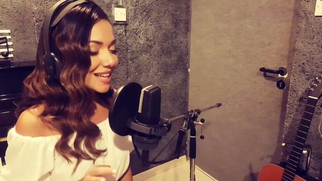 Heaven - Bryan Adams (cover) Daniela Papadopoulou смотреть онлайн