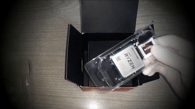 unboxing Ryzen 3 2200G Radeon Vega 8 смотреть онлайн