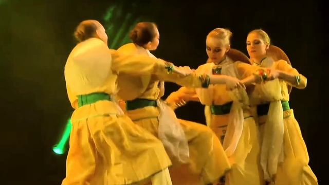Народный ансамбль танца "СКАЗ" им. А.Поличкина "ТАНЦЫ НАРОДОВ МИРА" (нарезка) смотреть онлайн