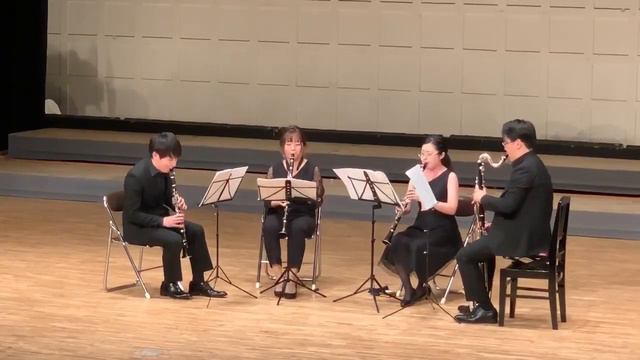 Prélude et Funk pour quatuor de clarinettes смотреть онлайн