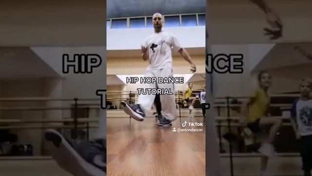 HIP-HOP DANCE УЧИМ ДВИЖЕНИЕ НОГАМИ. ШКОЛА ТАНЦЕВ РЕУТОВ. Шафл танец Shuffle dance tutorial. смотреть онлайн