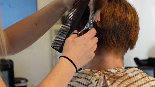 How To Cut Curtain Haircut смотреть онлайн