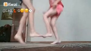 Танцуем с сестрой