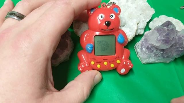 168 in 1 Virtual Pet Experience & Teardown. Knock-Off Tamagotchi Nostalgic Electronic Virtual Pet смотреть онлайн