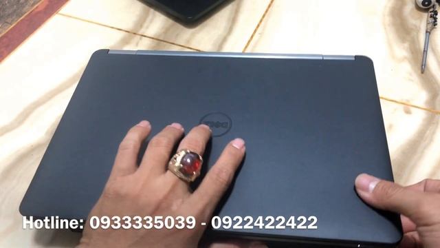 Dell latitude E5270 core i5-6300u/RAM 4 4GB/SSD M2 128GB/MH full hd смотреть онлайн
