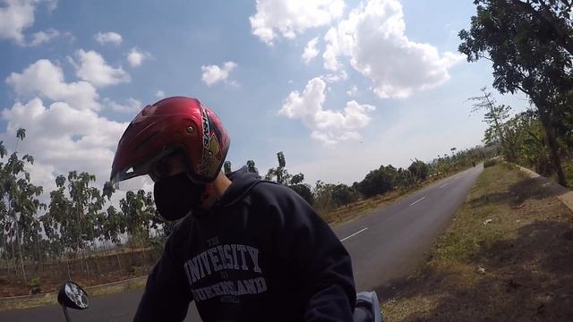 Solo Trip To Nglirip Waterfall, Tuban, East Java, Indonesia смотреть онлайн