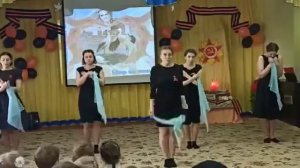 Танец "Верните память"