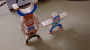 ПОСЛЕДНИЕ 24 ЧАСА В КАРТОННОМ ДОМЕ С КОТАМИ! УСТРОИЛИ ИГРОВУЮ