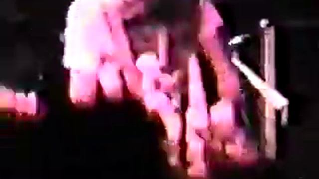 Nirvana Live - Love Buzz - Philladelphia PA 7-12-1989 смотреть онлайн