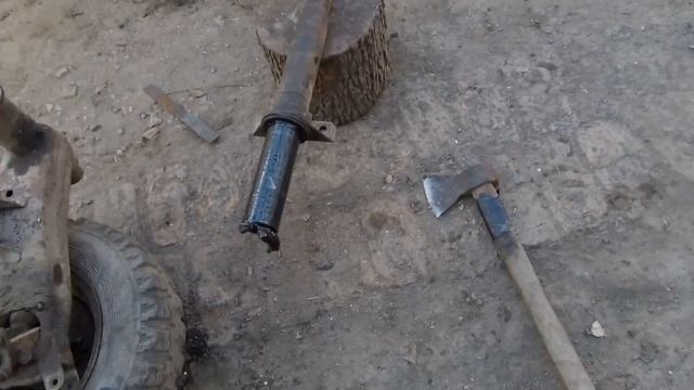 МІНІТРАКТОР З ЛУАЗА.Ч. 2. Зварюю раму і задню вісь. смотреть онлайн