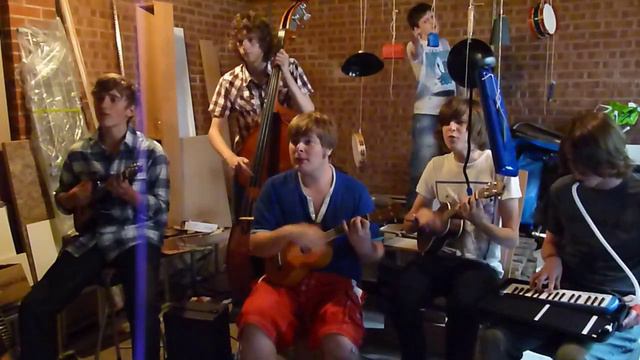 Mr Blue Sky - Ukes Not Nukes смотреть онлайн