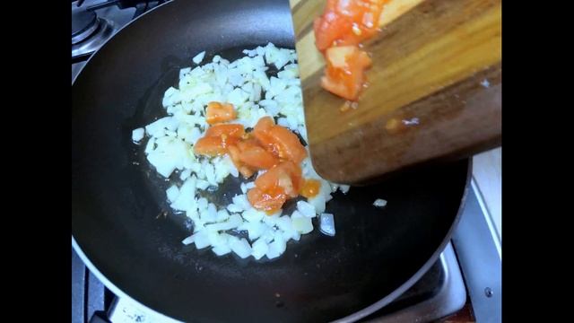ЯИЧНЫЙ СУП с помидорами, рецепт как для детей, так и для всей семьи! смотреть онлайн