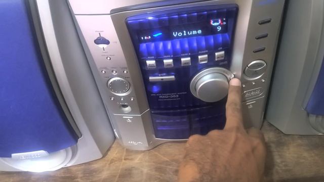 Apresentando Kenwood RXD-353