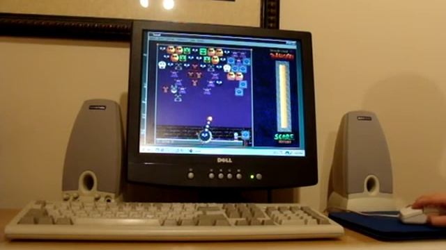 8 Year Old Plays Snood