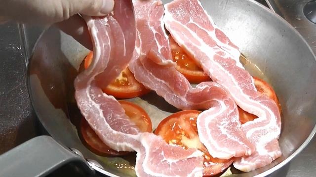 Яйца с беконом и паприкой (яичница) смотреть онлайн