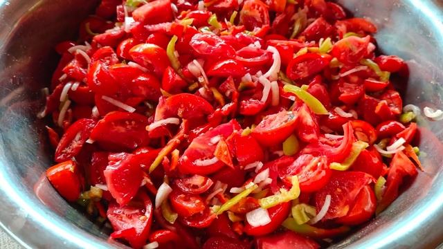 ЛЕТНИЙ САЛАТ ИЗ ПОМИДОР НА ЗИМУ!(БЫСТРО,ПРОСТО , ВКУСНО)!