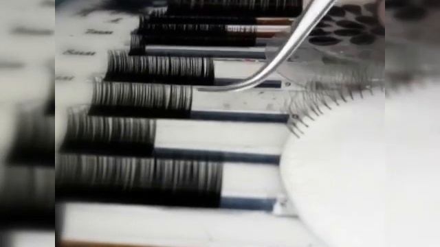 УЧИМСЯ ФОРМИРОВАТЬ ПУЧКИ 3Д ЛЕГКО И БЫСТРО ПРИ НАРАЩИВАНИЕ РЕСНИЦ смотреть онлайн