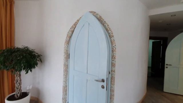 Обзор номера в восточном стиле Апарт-отель "Лес-Forest" Красная Поляна г. Сочи (Посёлок) смотреть онлайн